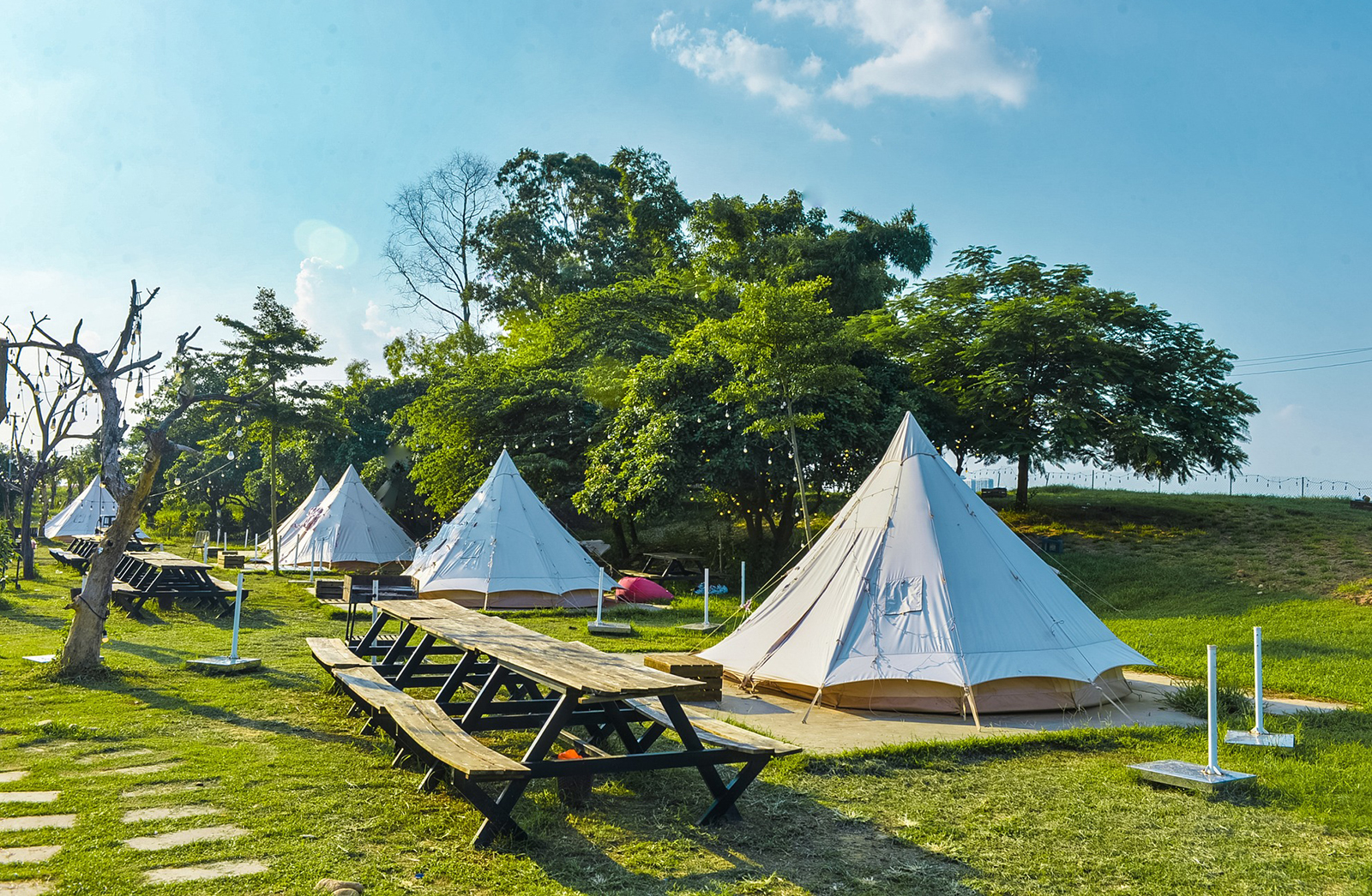 Khu cắm trại Sixdoong Cafe & Camping. Ảnh: Khu cắm trại