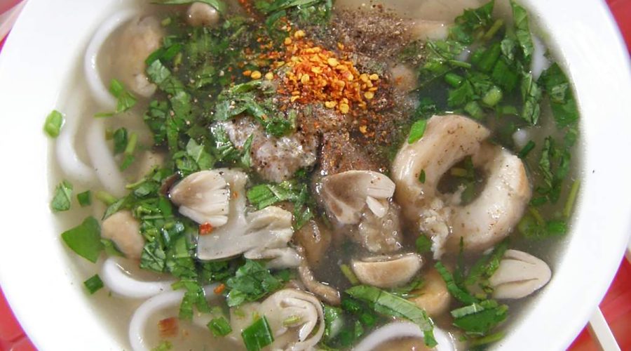 Bánh canh cá lóc. Ảnh: Nguyễn Nam