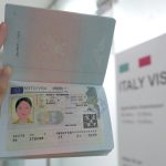 Đọc kỹ hướng dẫn, xin visa Italy ko khó. Ảnh: Trịnh Hằng