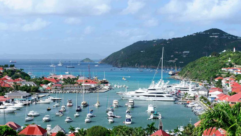 Bến đậu du thuyền trên đảo Saint-Barthélemy. Ảnh: Travel+Leisure