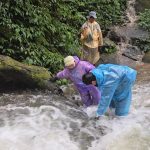 Một đoạn suối trên đường trekking Tà Chì Nhù hôm 22/9. Ảnh: Kiều Tùng Lâm