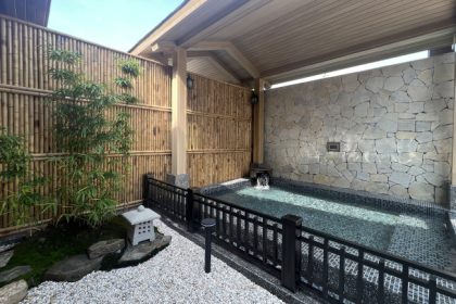 Khu tắm khoáng kiểu Nhật. Ảnh: Ohayo Onsen & Spa